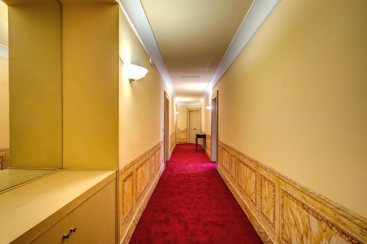 Charming Suite By The Vatican Sx ローマ エクステリア 写真